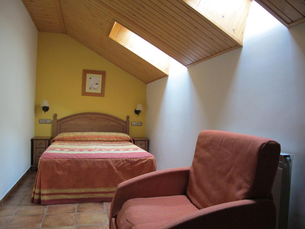 Apartamentos Casa Espanol 布罗托 外观 照片