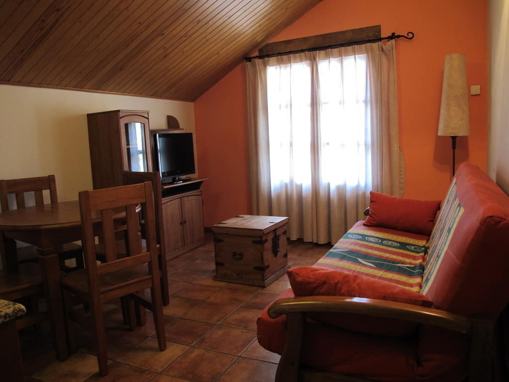 Apartamentos Casa Espanol 布罗托 外观 照片